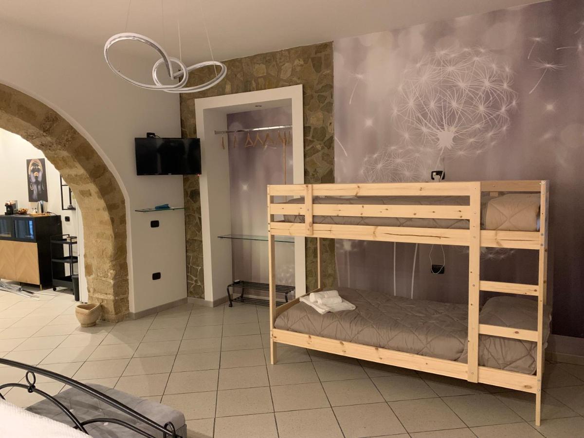 Al Vico Bartoli Suite Room Mazzarino Esterno foto