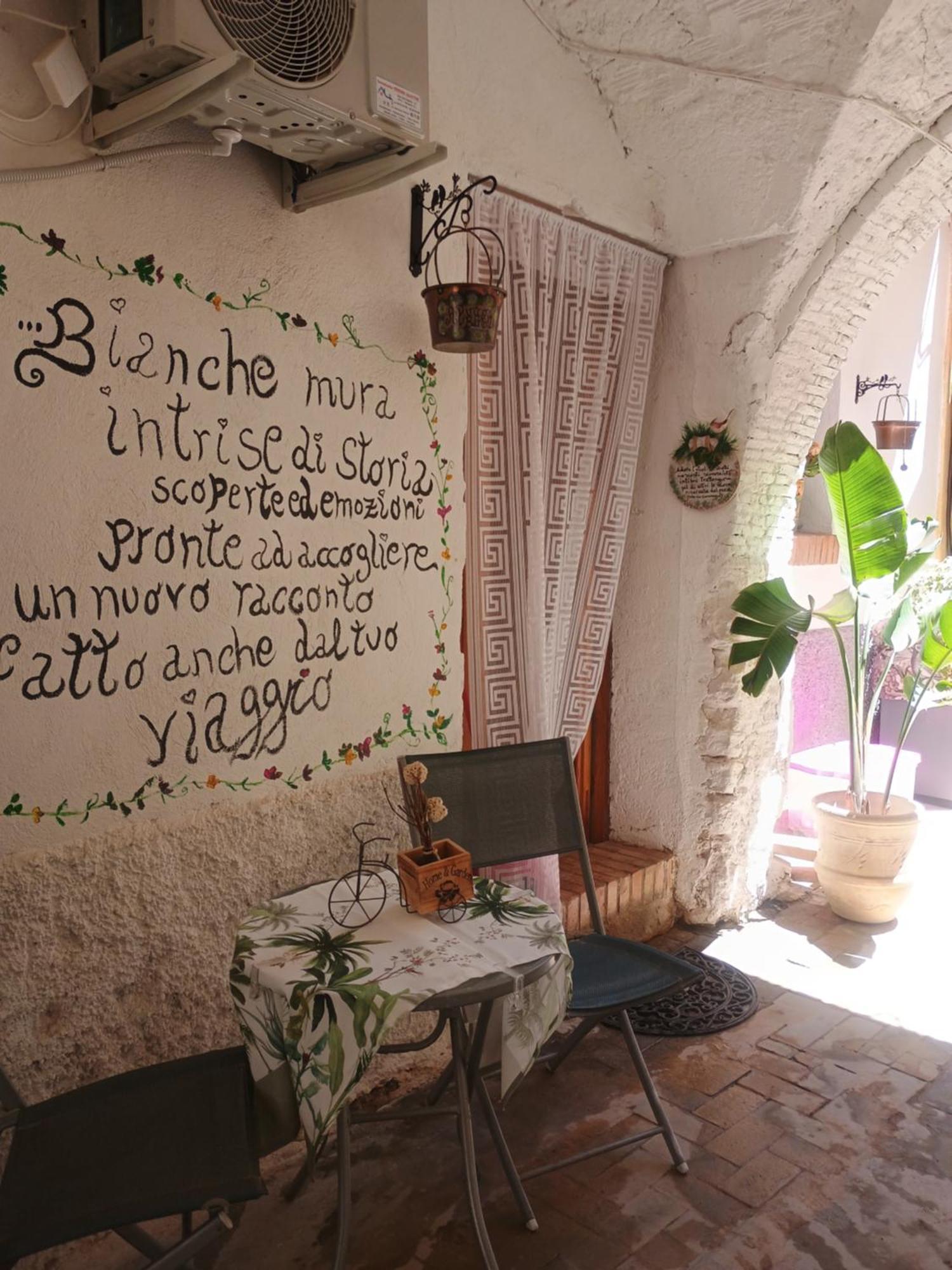 Al Vico Bartoli Suite Room Mazzarino Esterno foto